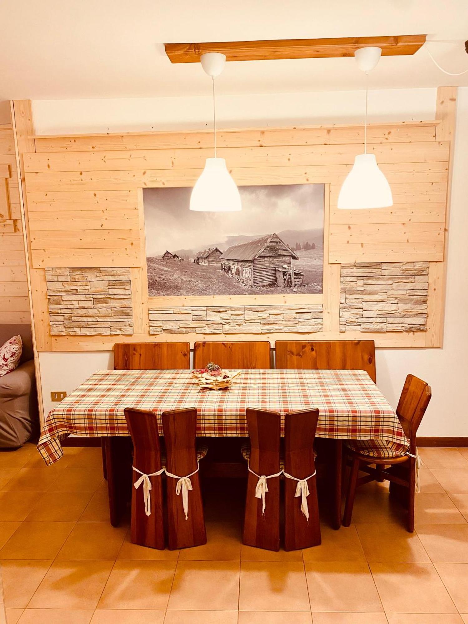 Casa Max A Canove Di ロアーナ エクステリア 写真